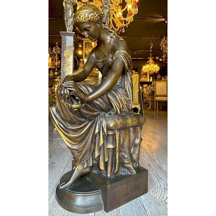 Barbedienne İmzalı Bronz Kadın Heykeli