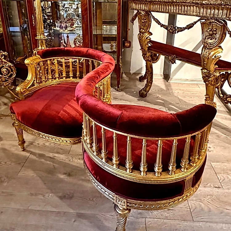 Fransız Dore Dedıkodu Koltuğu