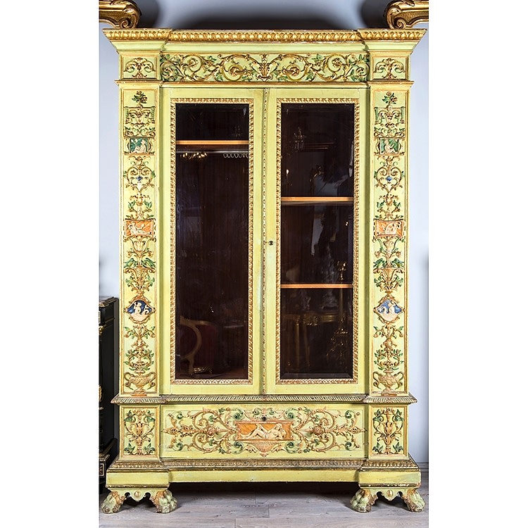 Gotik Mimari İtalyan Vitrin